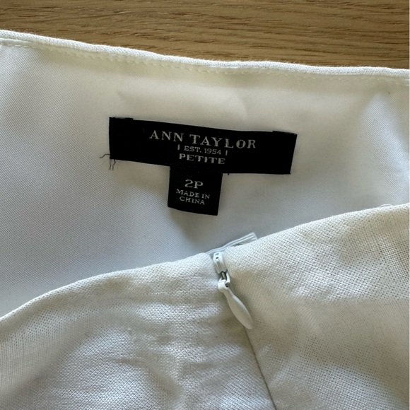 Anne Taylor Embroidered Pencil Skirt - Picture 5 of 6